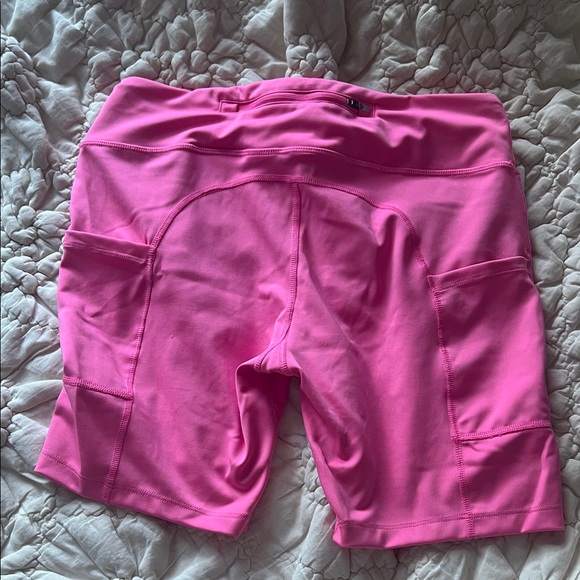 Nike Women's Bright Pink Bike Shorts - Picture 4 of 4